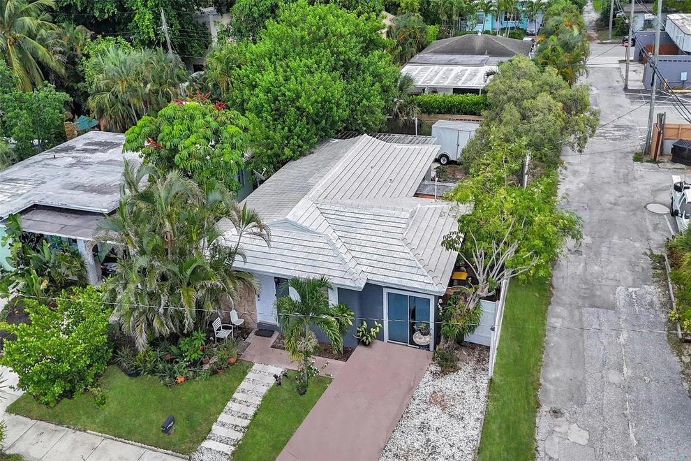 Unit for sale at 339 Dartmouth Drive, Lake Worth Beach, FL 33460