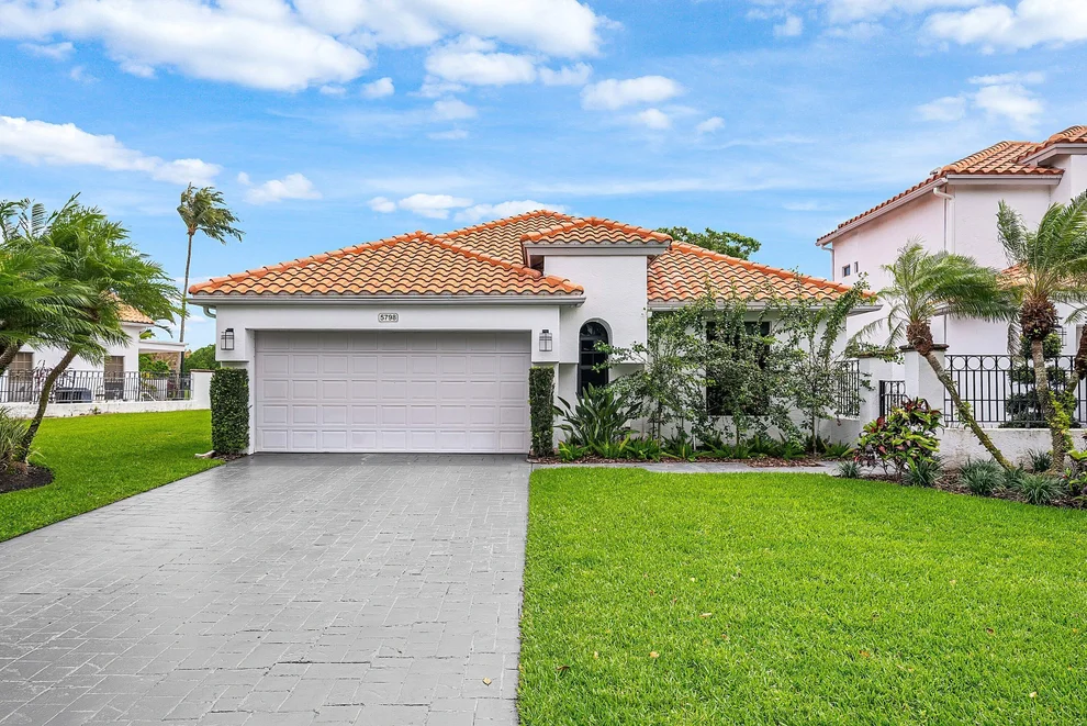 Unit for sale at 5798 NW 21st Avenue, Boca Raton, FL 33496