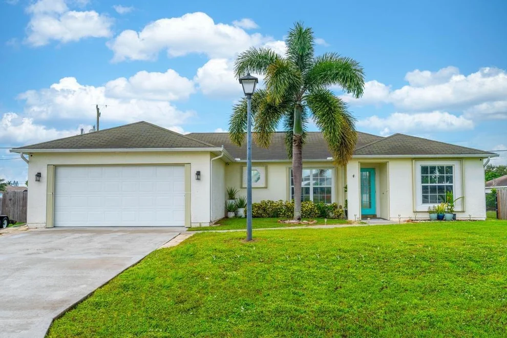 Unit for sale at 325 SW Hollyhock Drive, Port St Lucie, FL 34953