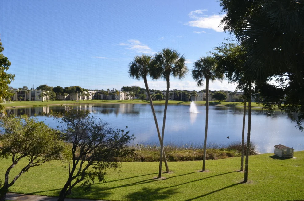 Unit for sale at 5220 Las Verdes Circle, Delray Beach, FL 33484