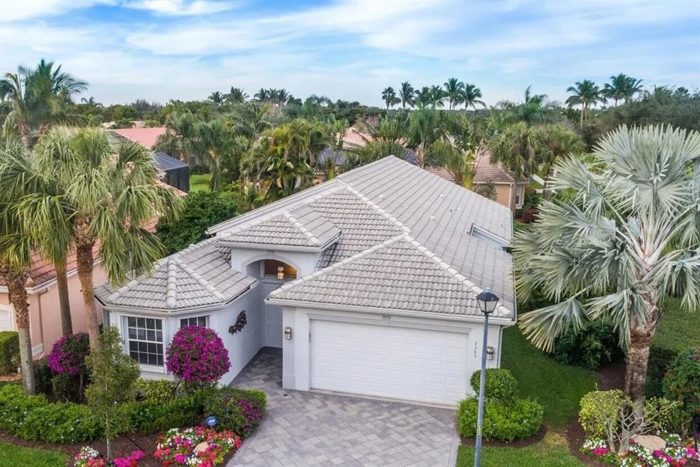 Unit for sale at 7363 Twin Falls Drive, Boynton Beach, FL 33437