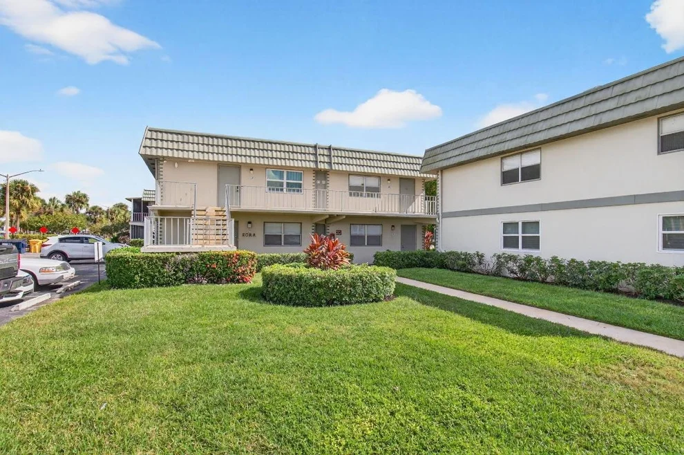 Unit for sale at 702 Monaco O, Delray Beach, FL 33446