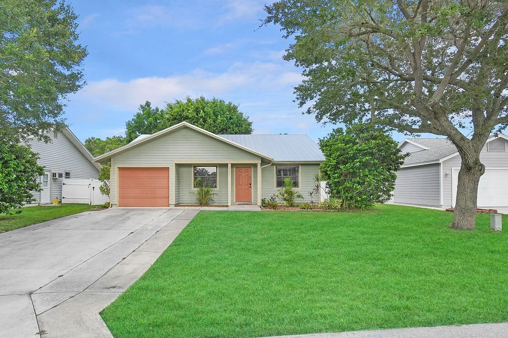 Unit for sale at 6709 SE Amyris Court, Stuart, FL 34997
