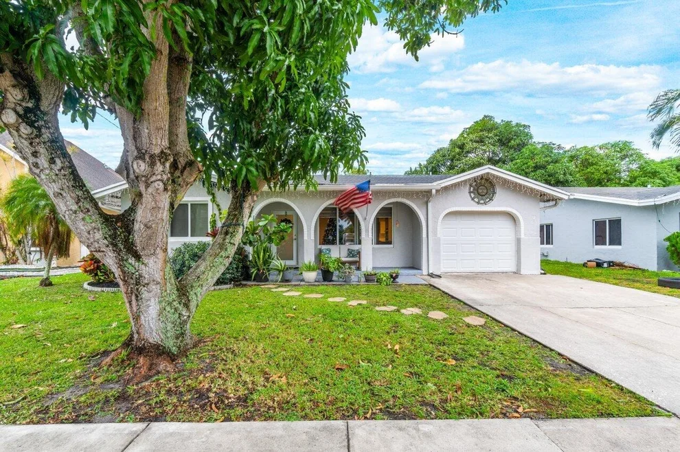 Unit for sale at 71 SW 34th Avenue, Deerfield Beach, FL 33442