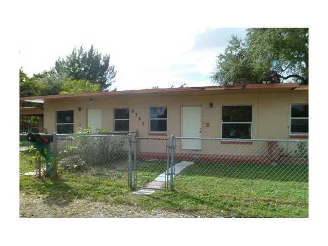 Unit for sale at 2701 SW 14th Avenue, Fort Lauderdale, FL 33315