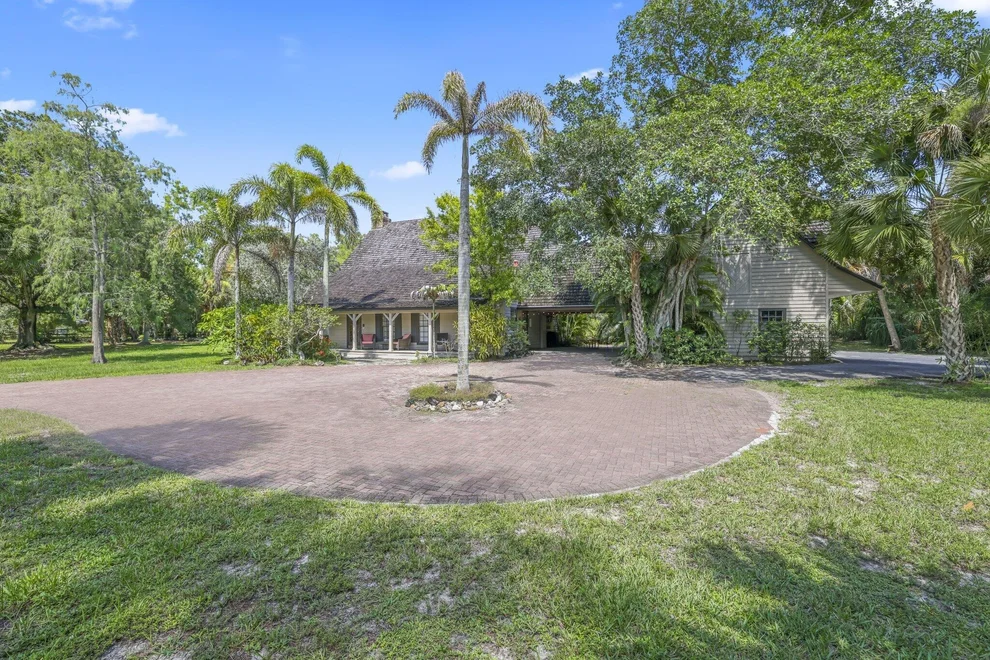 Unit for sale at 790 E Rambling Drive, Wellington, FL 33414