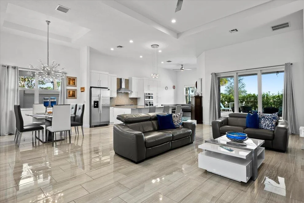 Unit for sale at 12454 Nautilus Circle, Palm Beach Gardens, FL 33412