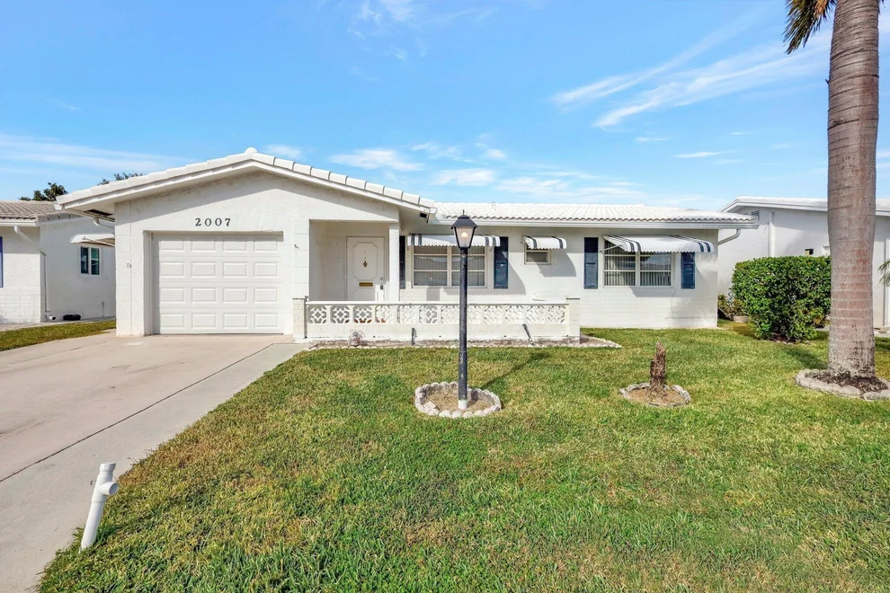 Unit for sale at 2007 SW 18th Drive, Boynton Beach, FL 33426