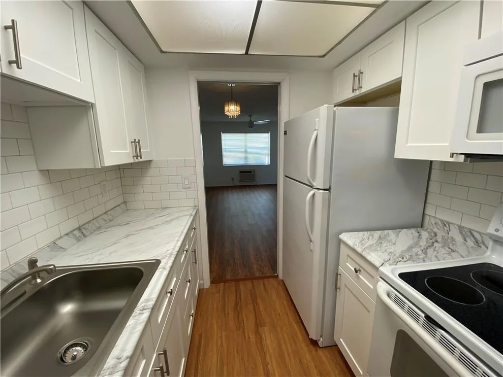 Unit for sale at 1150 E Sample Road, Pompano Beach, FL 33064