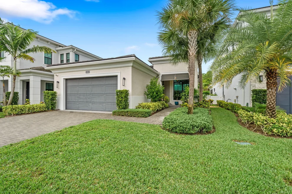 Unit for sale at 13502 Artisan Circle, Palm Beach Gardens, FL 33418