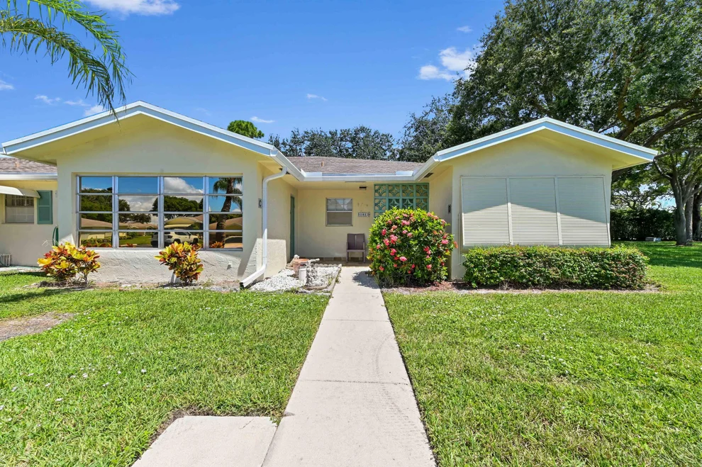 Unit for sale at 5181 Lakefront Boulevard, Delray Beach, FL 33484