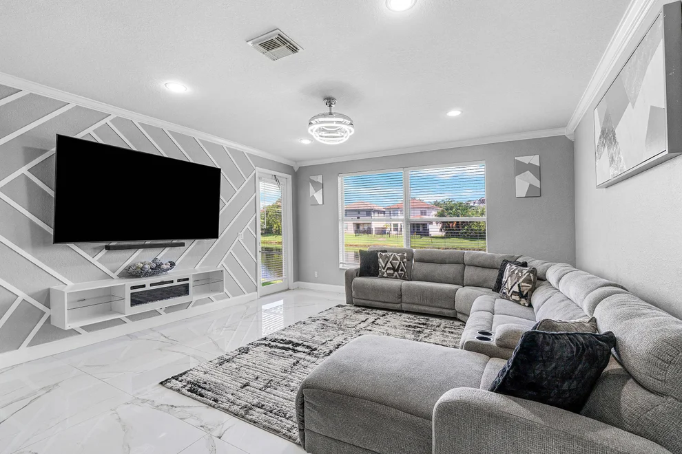Unit for sale at 2196 Oakmont Drive, Riviera Beach, FL 33404