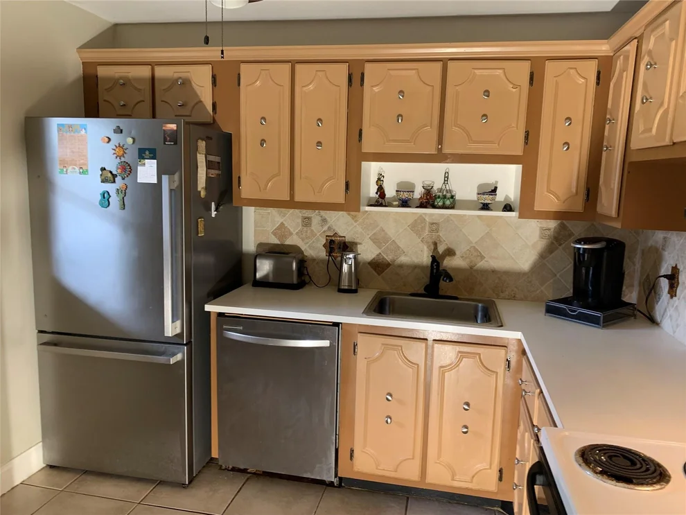 Unit for sale at 3000 Riverside Drive, Coral Springs, FL 33065