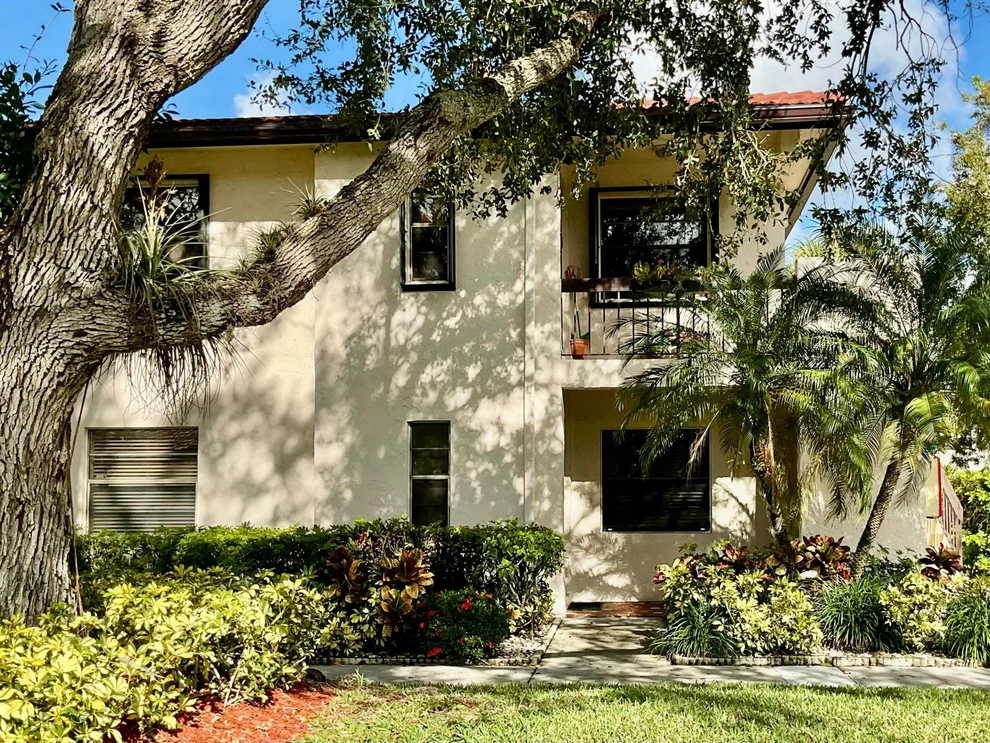 Unit for sale at 7979 Eastlake Drive, Boca Raton, FL 33433