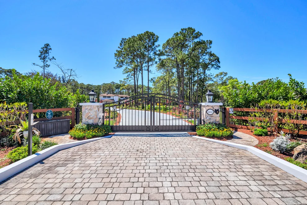 Unit for sale at 14645 Black Bear Road, Palm Beach Gardens, FL 33418