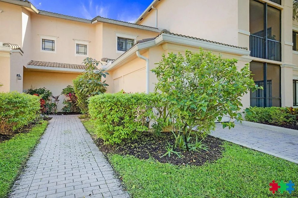 Unit for sale at 2916 Tuscany Court, Palm Beach Gardens, FL 33410
