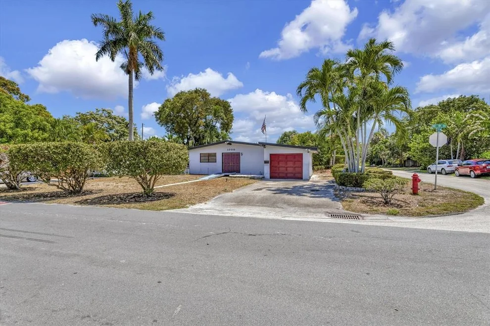 Unit for sale at 1700 NE 18th Street, Fort Lauderdale, FL 33305