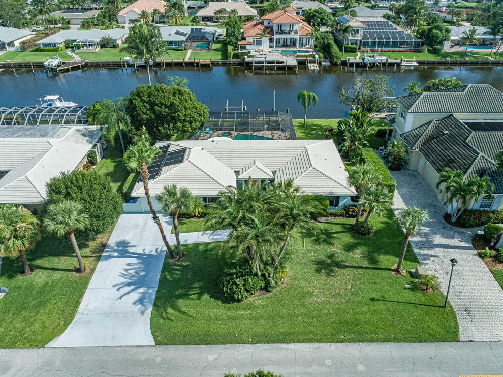 Unit for sale at 16 Park Avenue, Vero Beach, FL 32960
