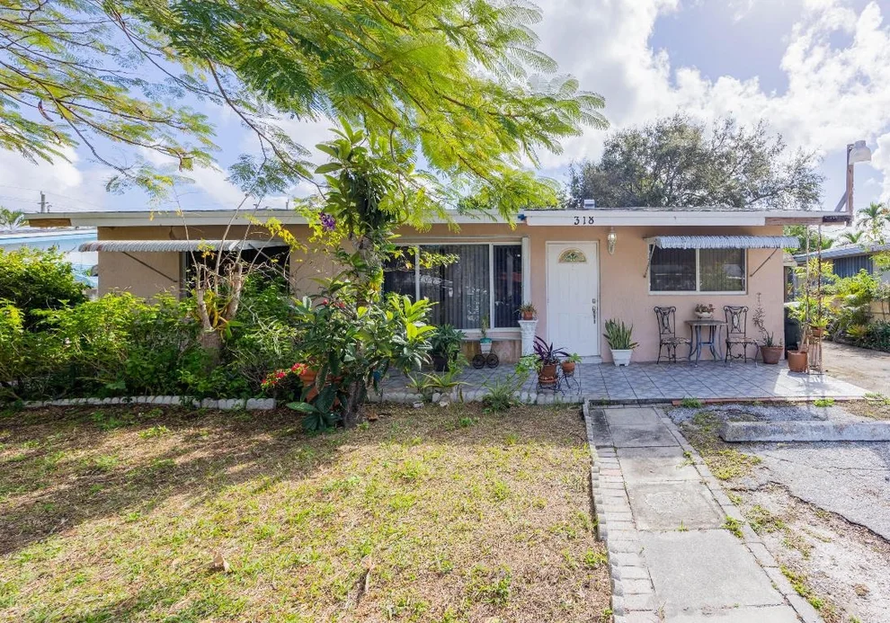Unit for sale at 318 SW 2nd Street, Boca Raton, FL 33432
