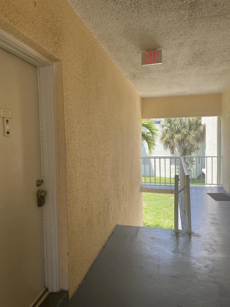 Unit for sale at 409 EXECUTIVE CENTER Drive, West Palm Beach, FL 33401