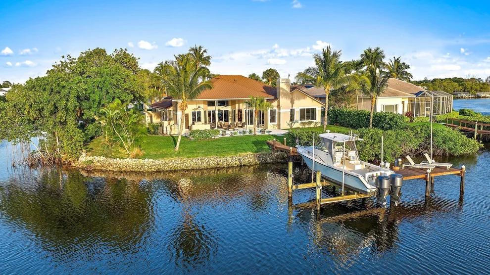 Unit for sale at 8575 SE Water Oak Place, Jupiter, FL 33469