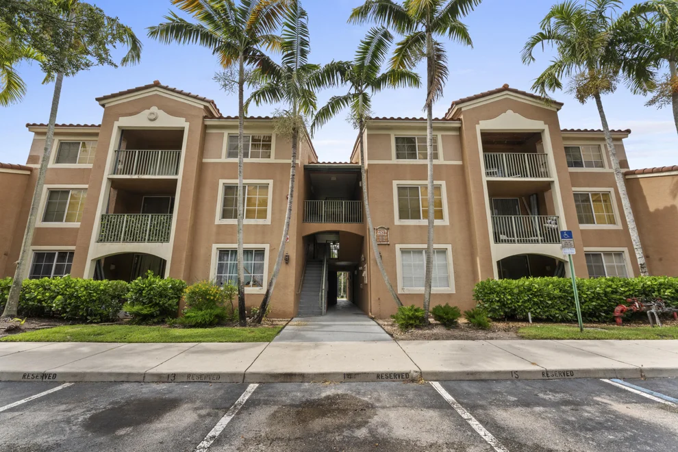 Unit for sale at 4812 N State Road 7, Coconut Creek, FL 33073