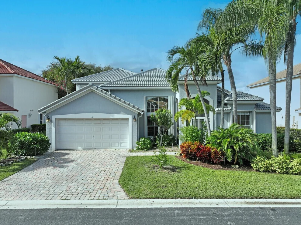 Unit for sale at 141 Bent Tree Drive, Palm Beach Gardens, FL 33418
