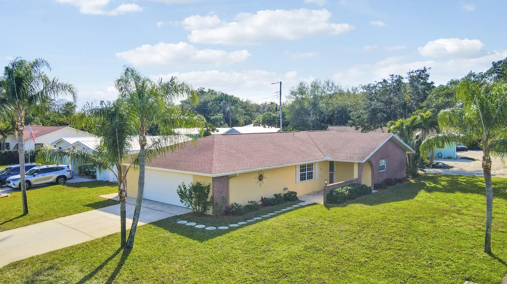 Unit for sale at 1501 Lance Road, Jupiter, FL 33469