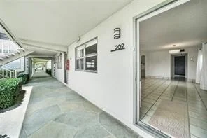 Unit for sale at 202 E Flanders, Delray Beach, FL 33484