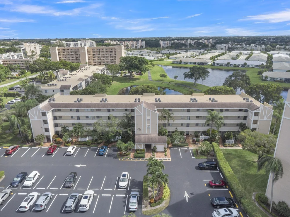 Unit for sale at 7192 Huntington Lane, Delray Beach, FL 33446