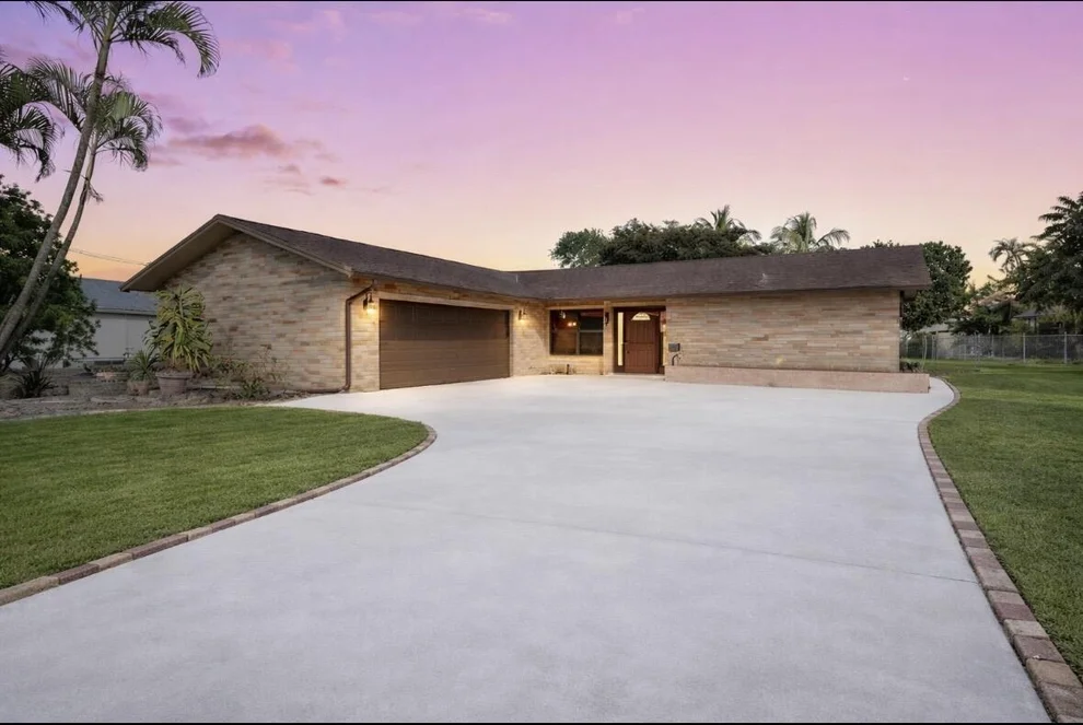 Unit for sale at 356 Sandpiper Avenue, Royal Palm Beach, FL 33411