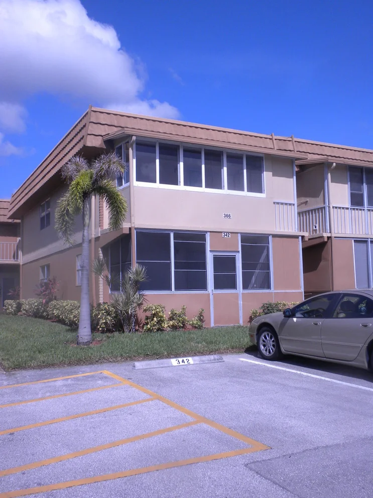 Unit for sale at 366 Flanders H, Delray Beach, FL 33484