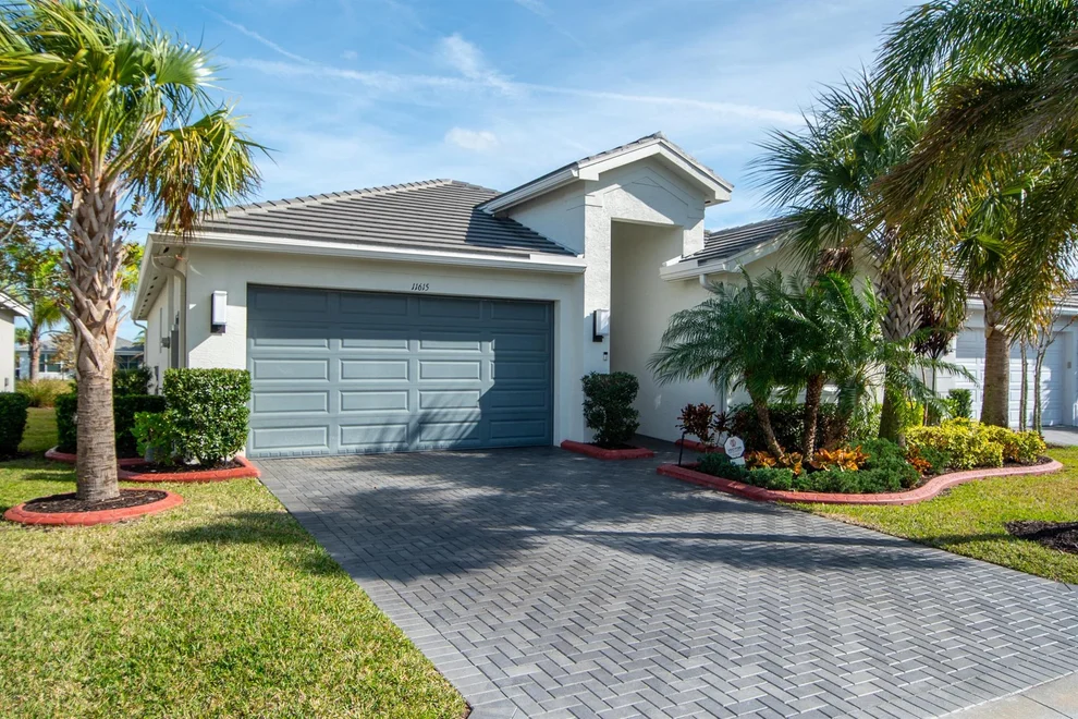 Unit for sale at 11615 SW Hawthorne Hill Road, Port St Lucie, FL 34987