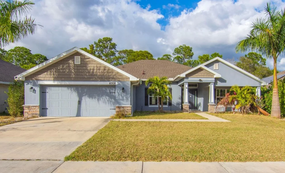 Unit for sale at 8308 Amalfi Circle, Fort Pierce, FL 34951