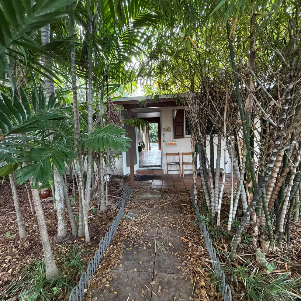 Unit for sale at 1734 NE 38th Street, Oakland Park, FL 33334
