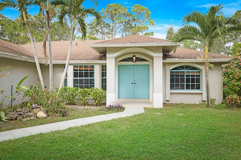 Unit for sale at 13425 78th Place N, The Acreage, FL 33412