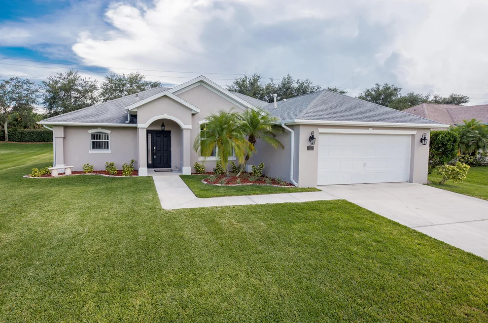 Unit for sale at 4635 Stephanie Lane SW, Vero Beach, FL 32968