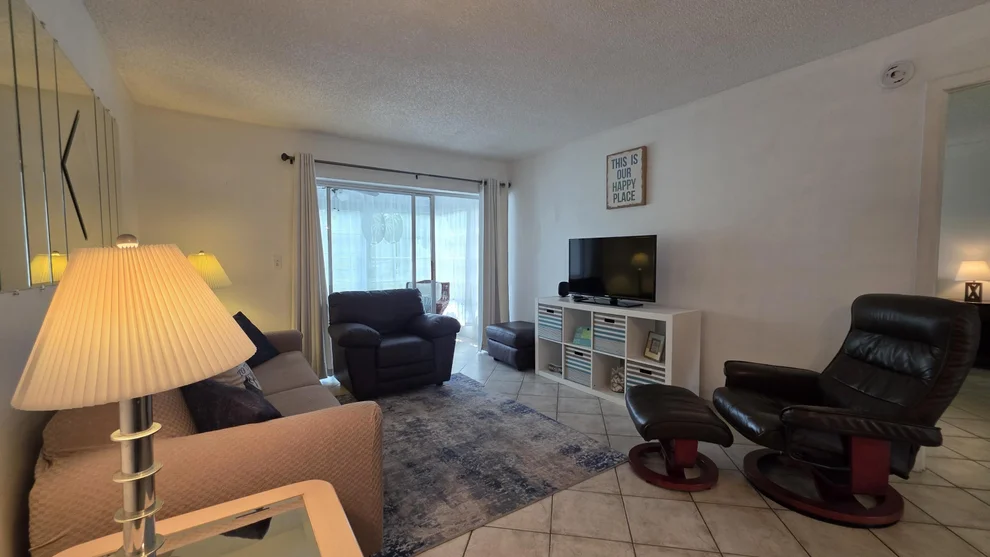 Unit for sale at 2900 NW 46th Avenue, Lauderdale Lakes, FL 33313