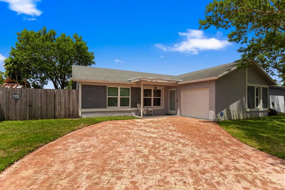 Unit for sale at 8621 NW 3RD Street, Pembroke Pines, FL 33024