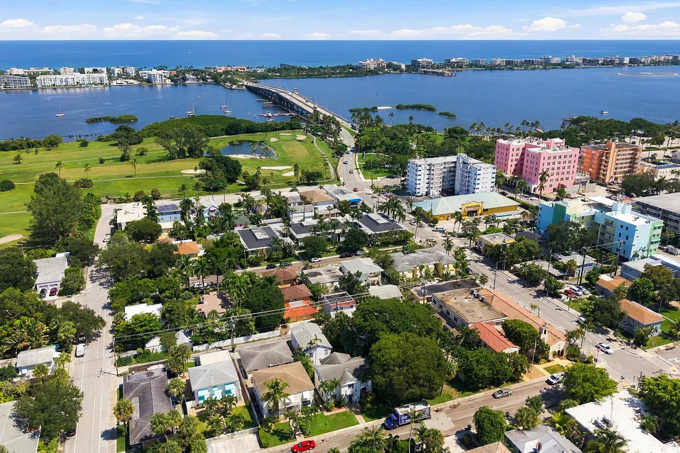 Unit for sale at 113 N Lakeside Drive, Lake Worth Beach, FL 33460