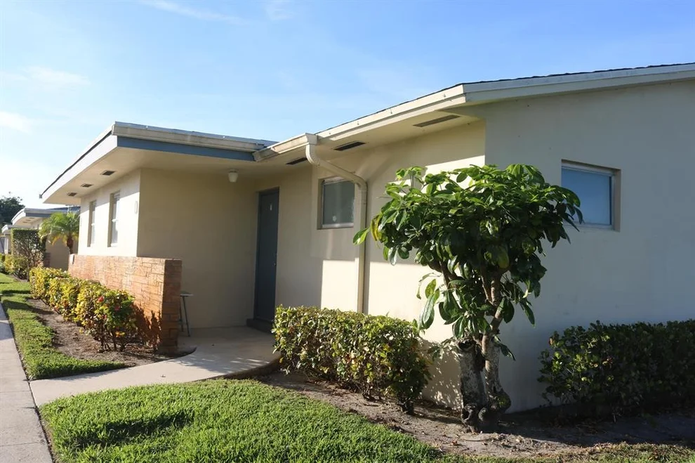 Unit for sale at 2907 Ashley Drive W, West Palm Beach, FL 33415