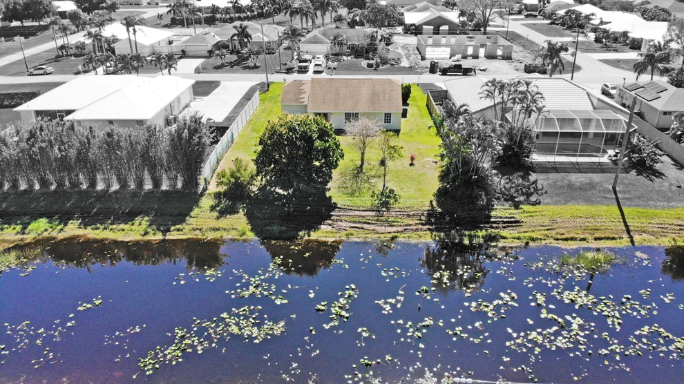 Unit for sale at 1605 SE North Blackwell Drive, Port St Lucie, FL 34952