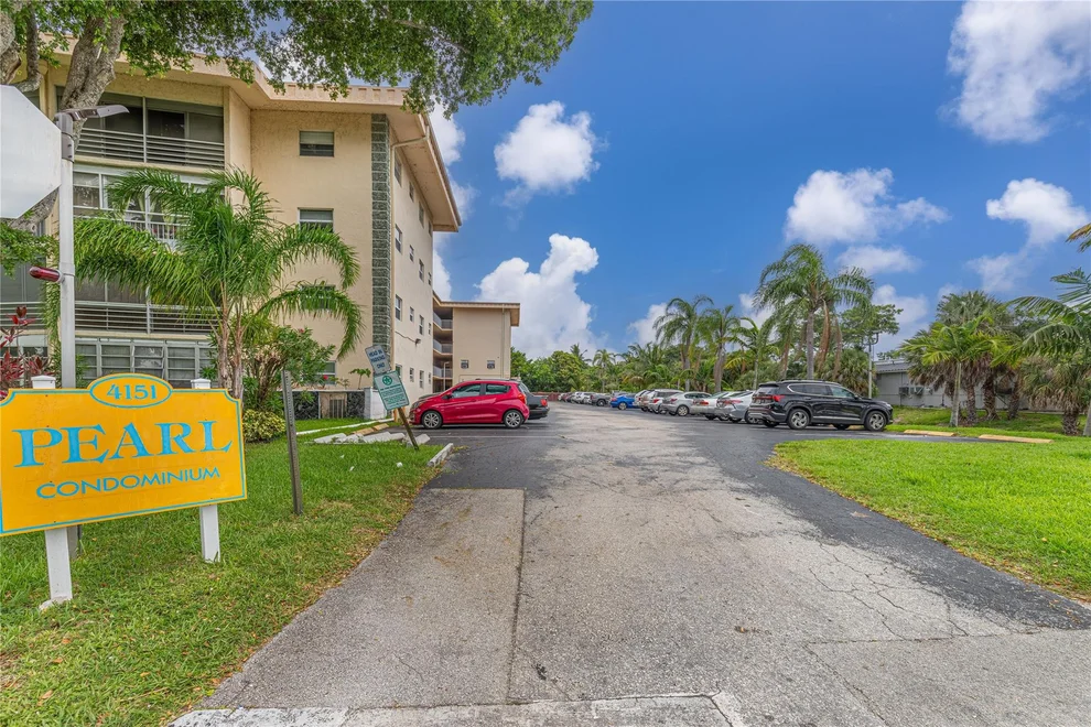 Unit for sale at 4151 NW 41st Street, Lauderdale Lakes, FL 33319