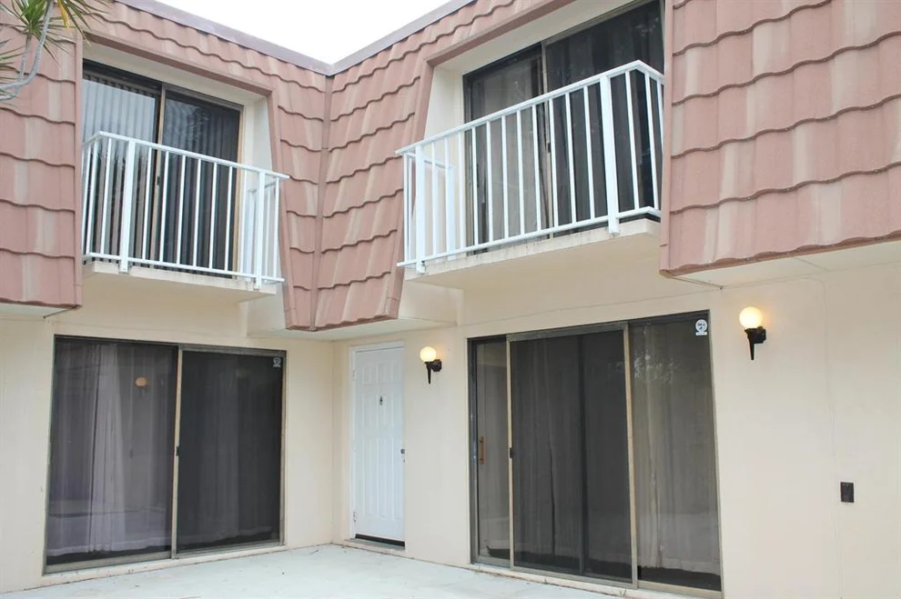 Unit for sale at 515 Green Springs Place, West Palm Beach, FL 33409