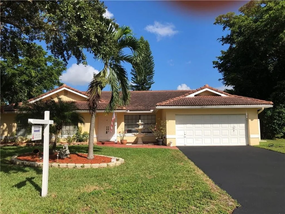 Unit for sale at 4949 NW 85th Road, Coral Springs, FL 33067