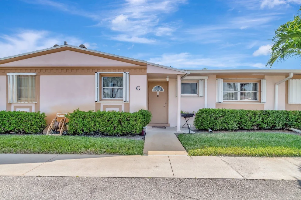 Unit for sale at 2523 Dudley Drive W, West Palm Beach, FL 33415
