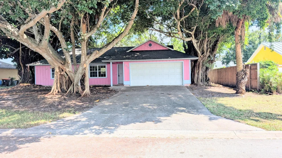 Unit for sale at 926 19th Street SW, Vero Beach, FL 32962
