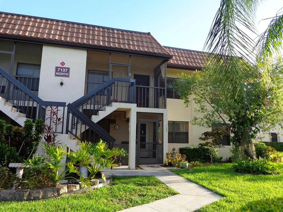 Unit for sale at 7137 Golf Colony Court, Lake Worth, FL 33467