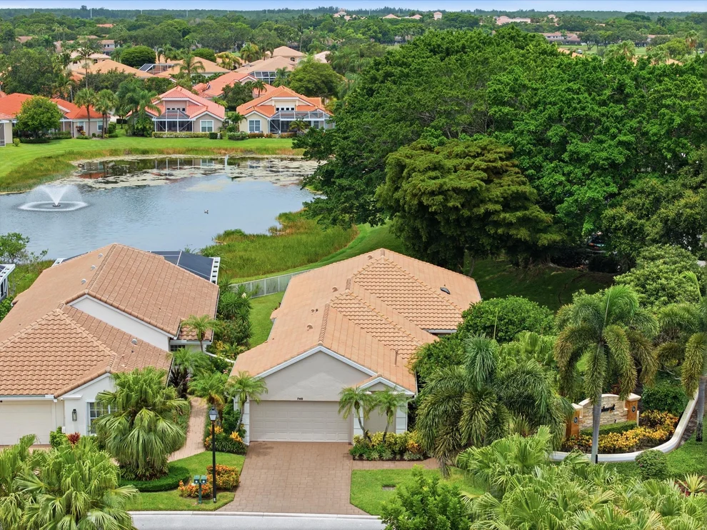 Unit for sale at 740 Pinehurst Way, Palm Beach Gardens, FL 33418