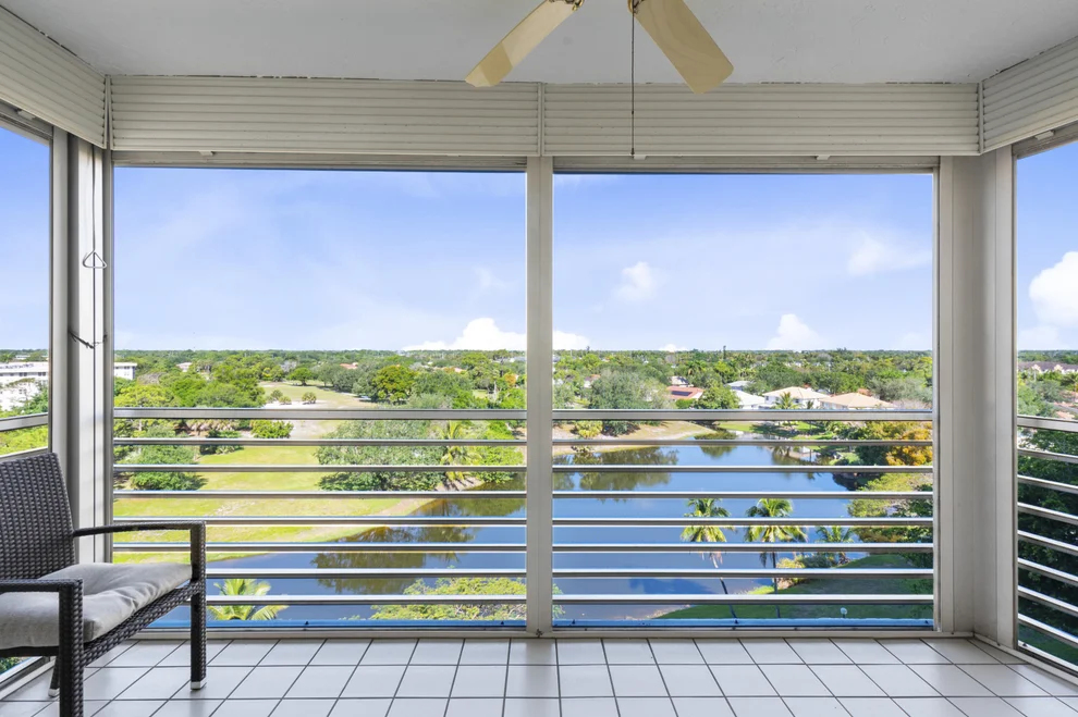 Unit for sale at 3499 Oaks Way, Pompano Beach, FL 33069